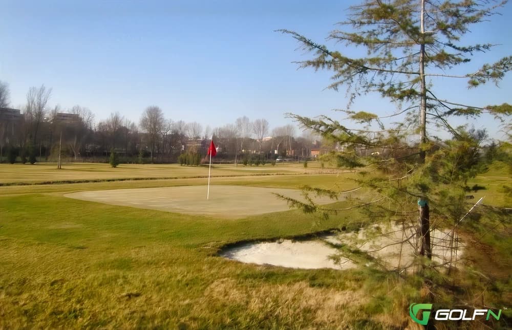 Le Diable - Golf Tremblant in Mont-Tremblant, Quebec — resort, 36-hole golf course