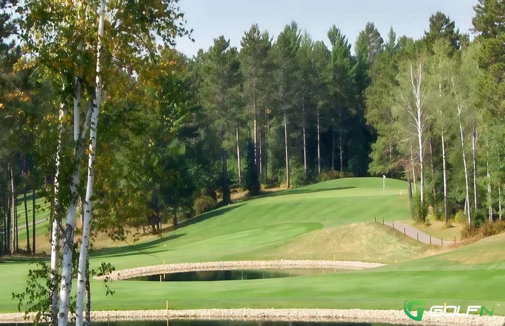 Pine Hills Golf Club in Winder, Georgia — public, 18-hole golf course