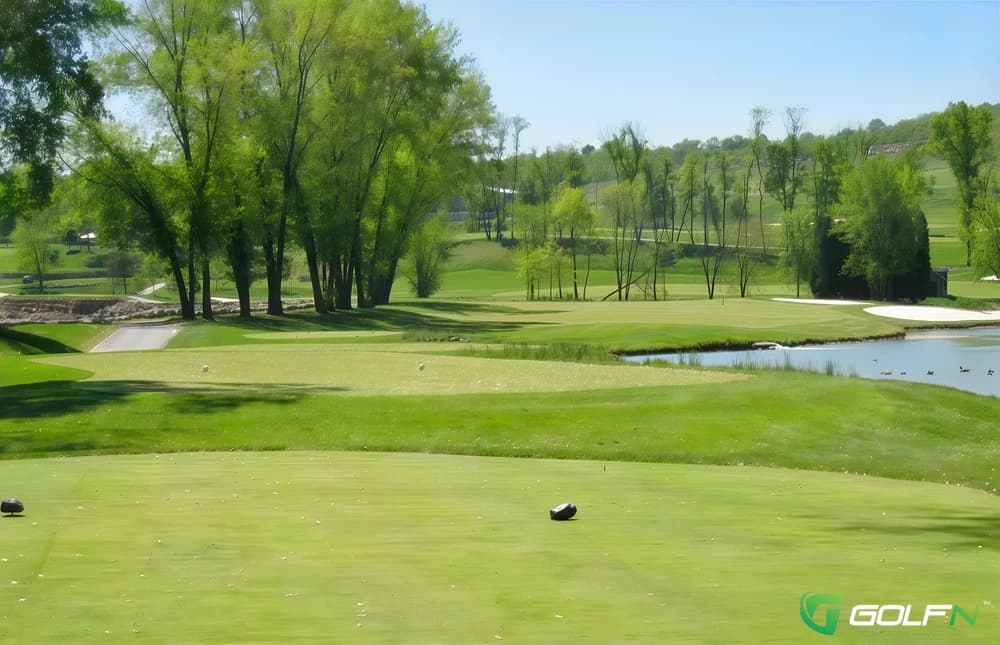 Olde Stonewall Golf Club in Ellwood City, Pennsylvania — public, 18-hole golf course, designed by Dr. Michael Hurdzan (1999)