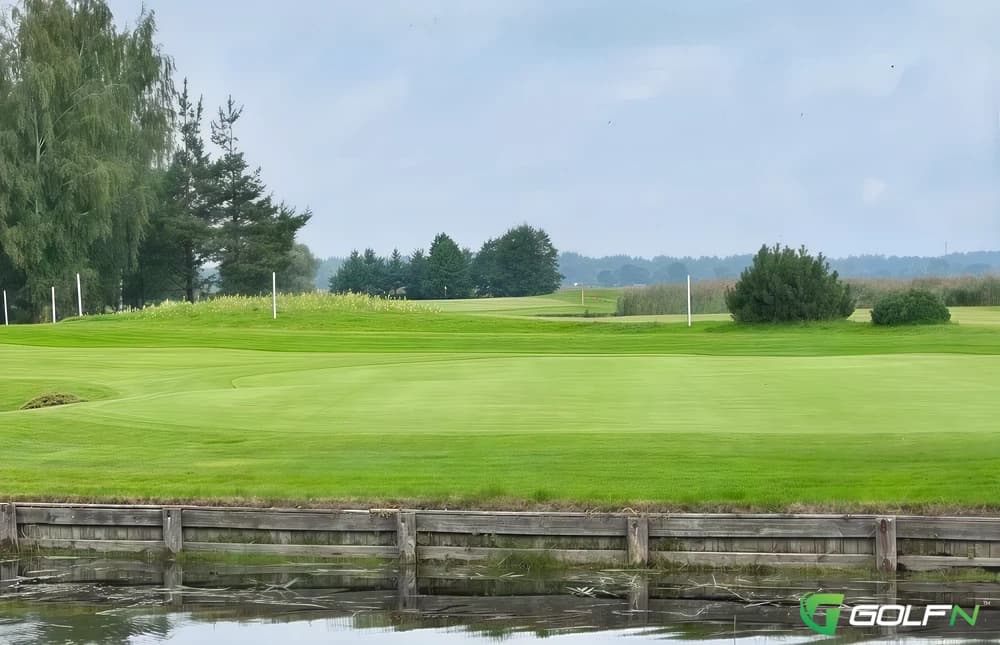 Harewood Golf Club (Canterbury Golf) in Bishopdale, Canterbury — public, 18-hole golf course