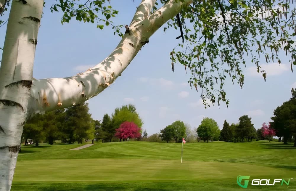 Center Pointe Golf & Country Club in Canandaigua, New York — semi-private, 18-hole golf course
