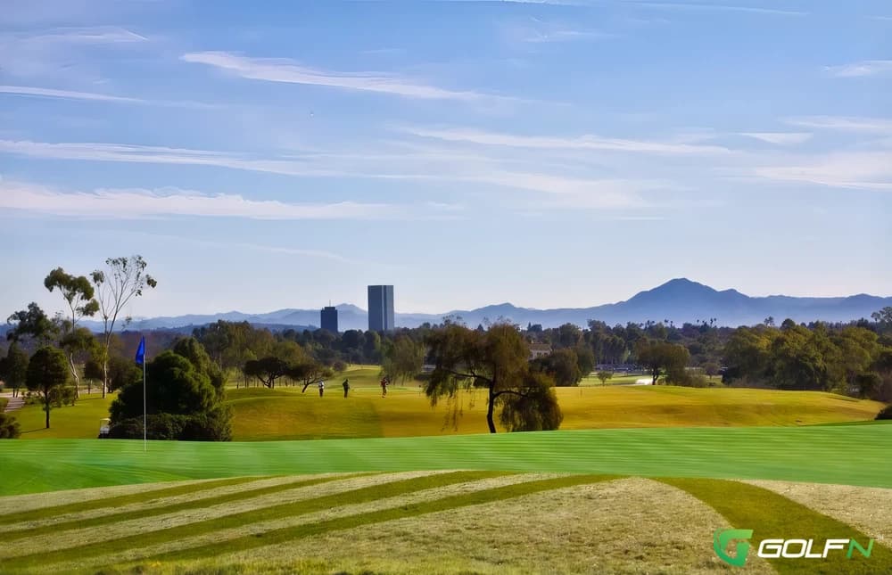 Victoria Lakes - River Ridge Golf Club in Oxnard, California — public, 36-hole golf course