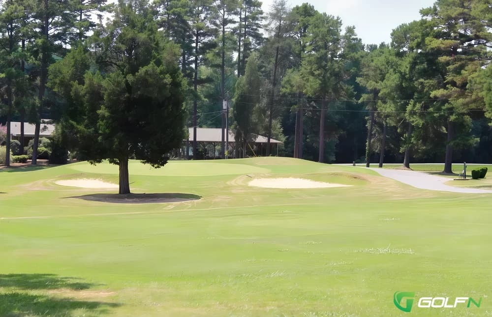 Twin Oaks Golf Course in Duncan, Oklahoma — public, 18-hole golf course