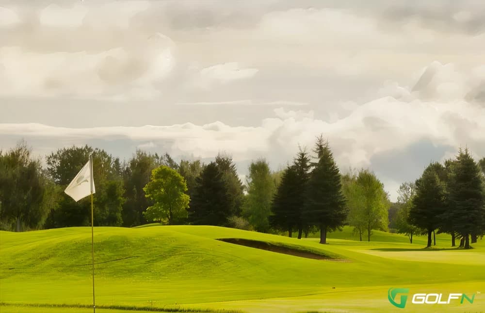 Le Golf Chantecler in Sainte Adele, Quebec — public, 18-hole golf course