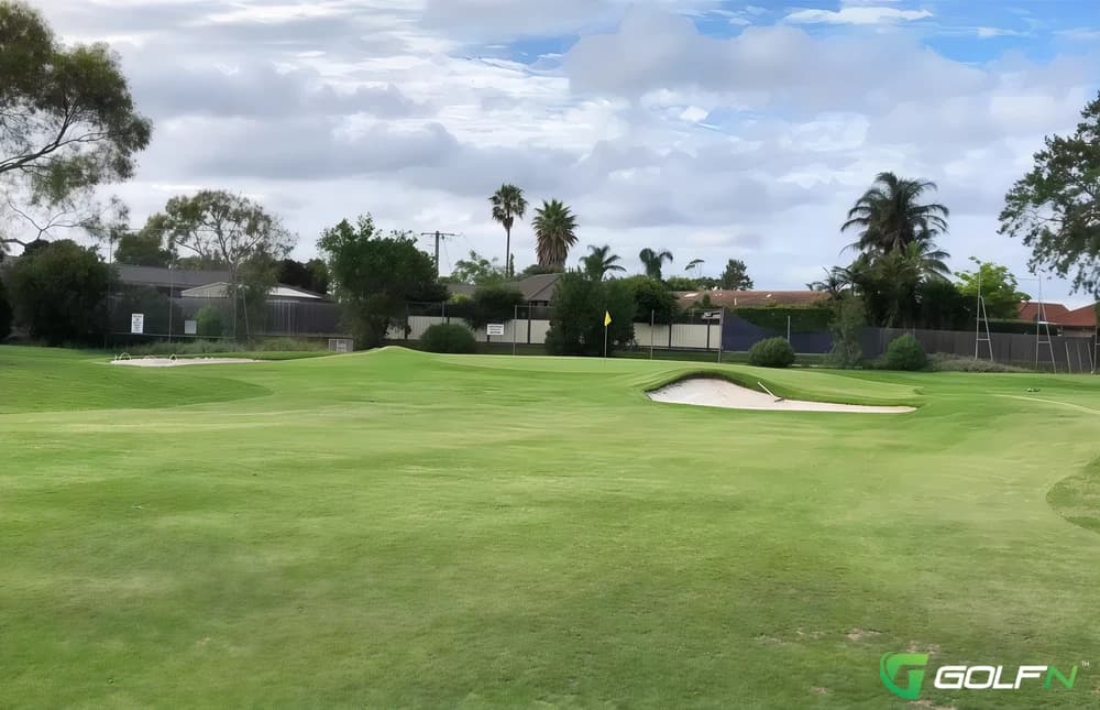 Edithvale Public Golf Course (Chelsea Public Golf) in Edithvale, Victoria β public, 18-hole golf course
