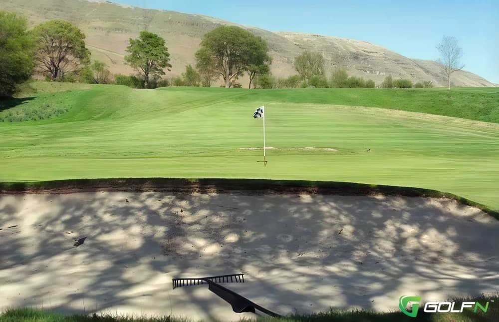 Markham - Tapton Park Golf Club in Chesterfield, England — public, 18-hole golf course