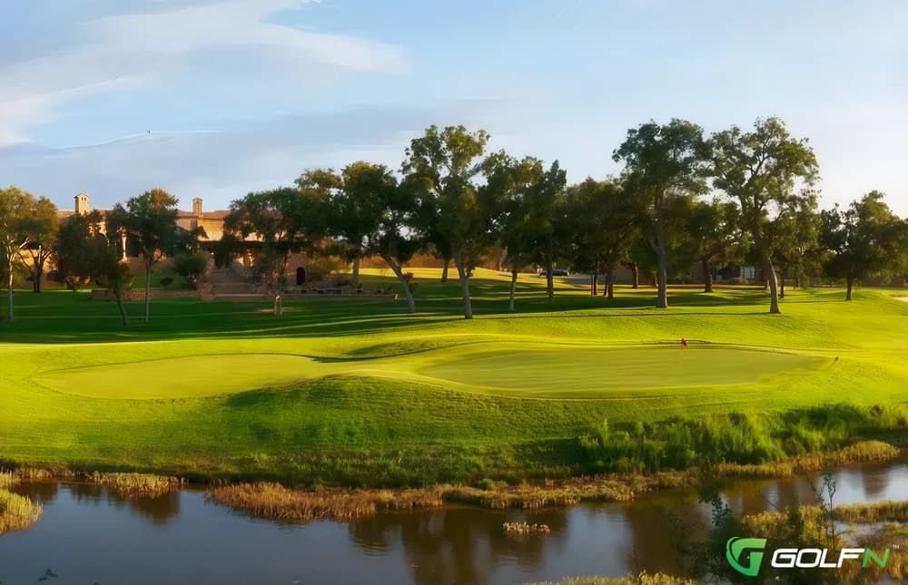 Escondido Golf And Lake Club in Horseshoe Bay, Texas — private, 18-hole golf course, designed by Tom Fazio (2006)