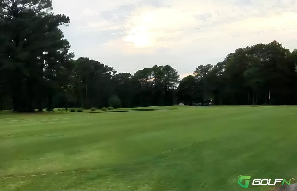 River Bend Golf And Country Club in New Bern, North Carolina — semi-private, 18-hole golf course, designed by Gene Hamm