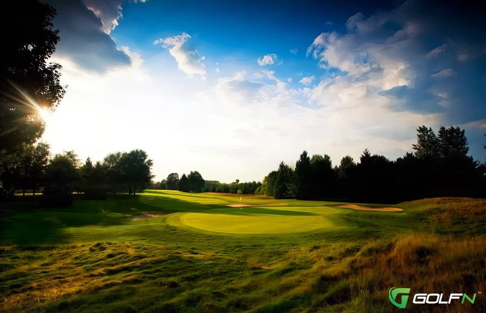 Par 3 - The Summit Golf Club in Cannon Falls, Minnesota — public, 9-hole golf course