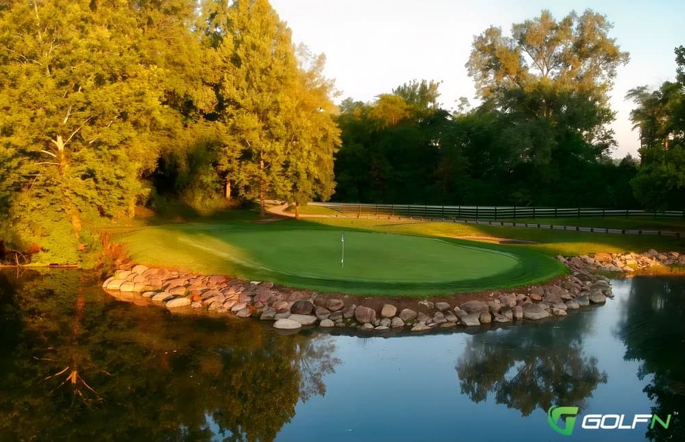 Prairie Vista Golf Course in Bloomington, Illinois — public, 18-hole golf course, designed by R. N. Thompson