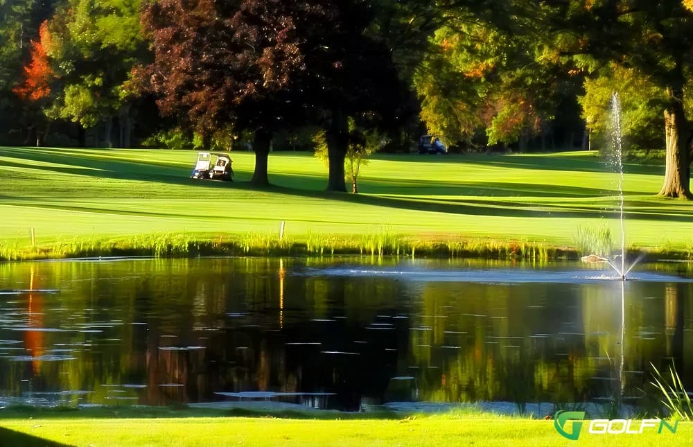 Par 3 - Mohawk Golf Club in Schenectady, New York — private, 9-hole golf course, designed by Devereux Emmet (1907)