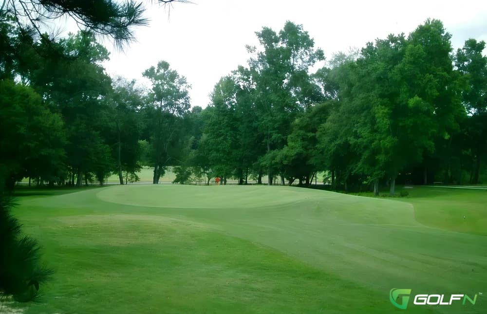 Fairmont Golf Club in Fairmont, North Carolina — semi-private, 18-hole golf course, designed by Porter Gibson (1962)