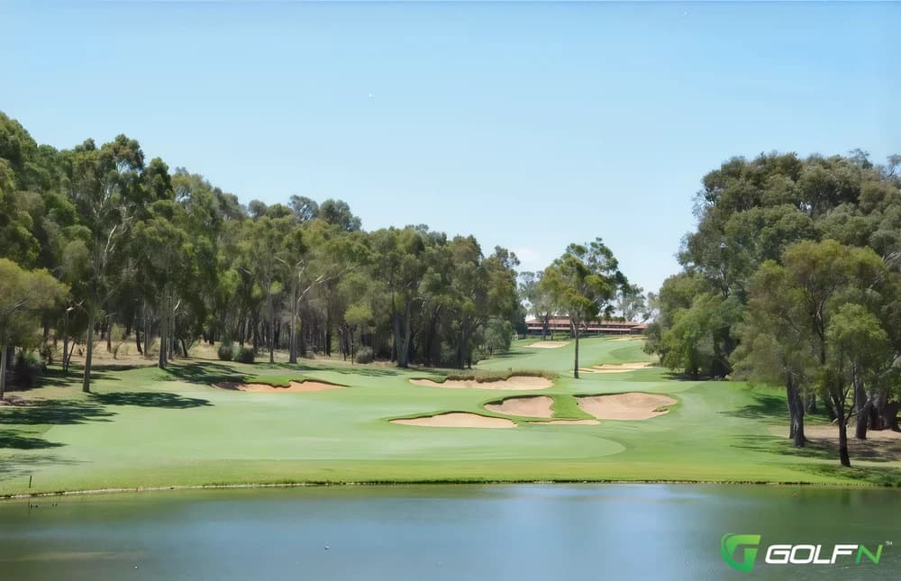 9 - Lake Karrinyup Country Club in Karrinyup, Western Australia β private, 9-hole golf course, designed by Michael Clayton (2007)