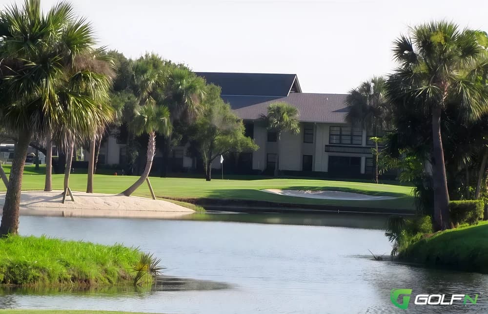 Vista Plantation Golf Course in Vero Beach, Florida — semi-private, 18-hole golf course, designed by Arthur Hills (1986)