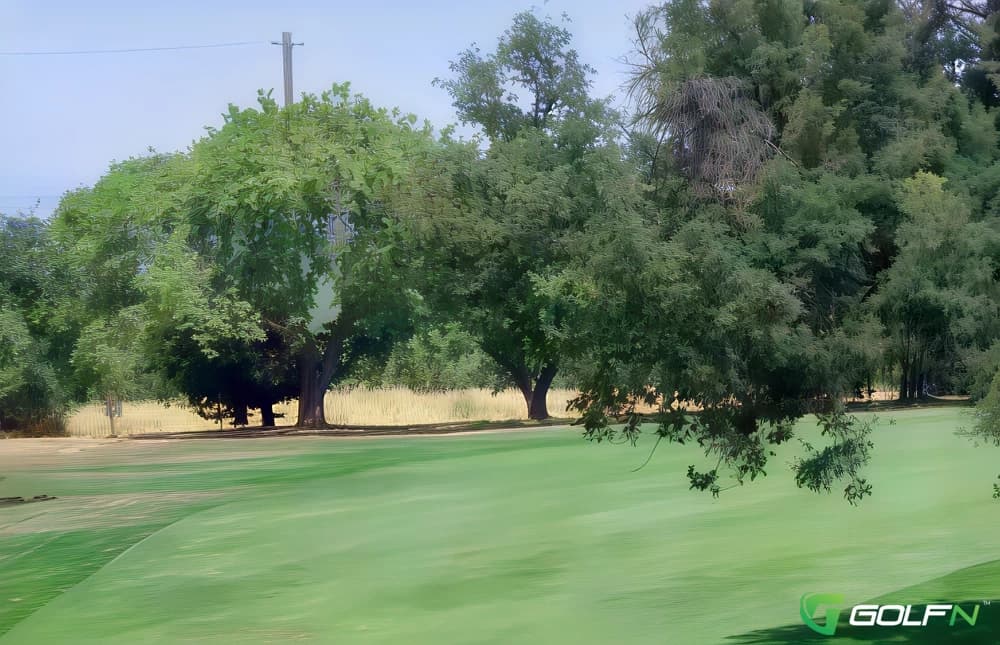 Arbuckle Golf Club in Arbuckle, California — semi-private, 18-hole golf course