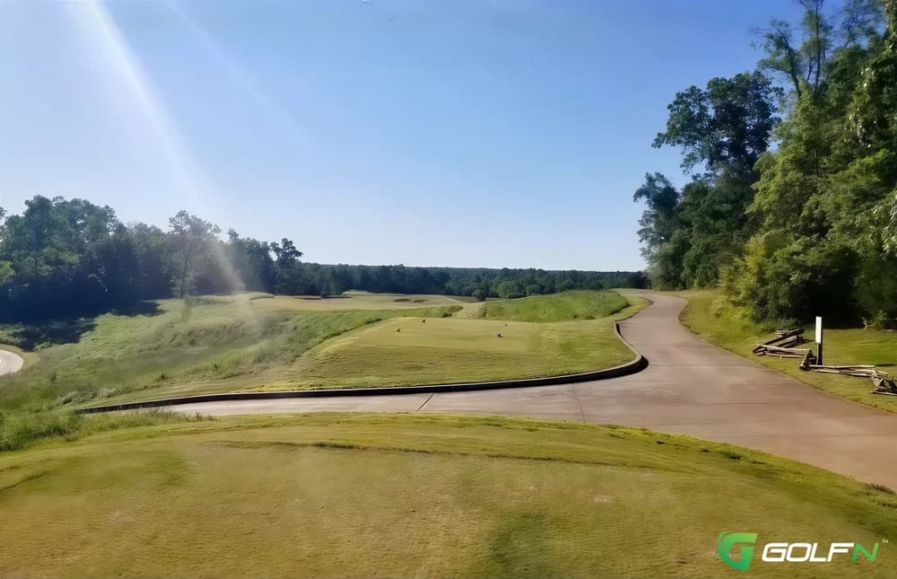 Cateechee Golf Club in Hartwell, Georgia — semi-private, 18-hole golf course, designed by Mike Young (1997)