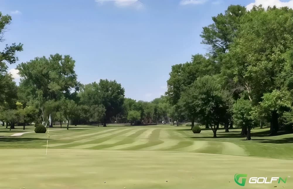 St. Ann Golf Course in Saint Ann, Missouri — public, 9-hole golf course