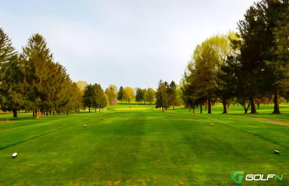 Lancaster Host Golf Resort in Lancaster, Pennsylvania — resort, 18-hole golf course, designed by Tom Clark (1988)