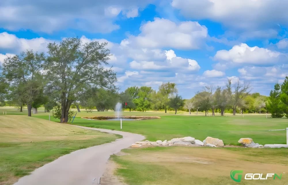 Waiehu Municipal Golf Course in Wailuku, Hawaii — public, 18-hole golf course