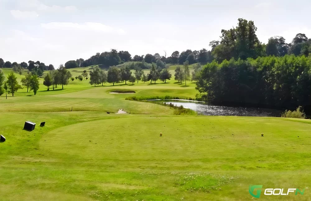 Godstone Golf Club in godstone, England — semi-private, 18-hole golf course, designed by David Williams (2005)
