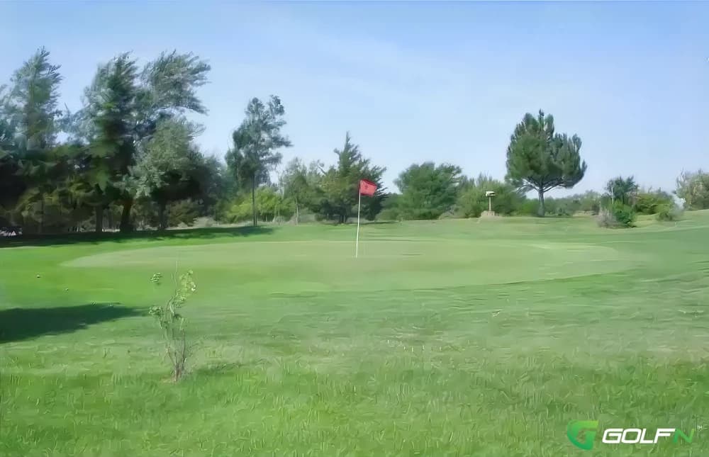 Seidel Golf Course in Pratt, Kansas — public, 9-hole golf course