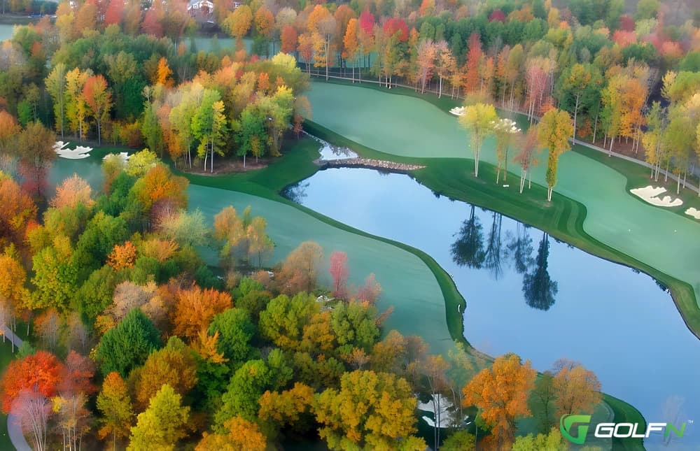 Thundering Waters Golf Club in Niagara Falls, Ontario — public, 18-hole golf course, designed by John Daly (2005)