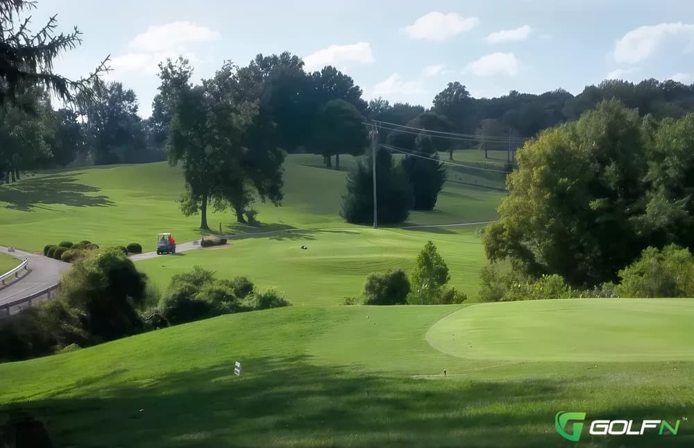 Oak Valley Golf Course & Resort in Pevely, Missouri — semi-private, 18-hole golf course, designed by Gary Kern