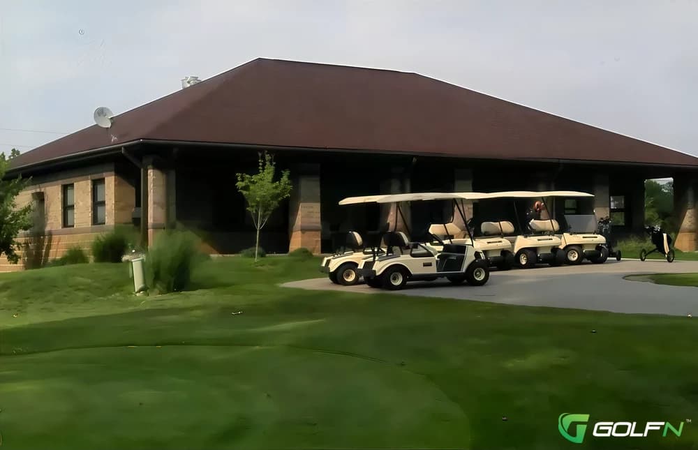 Thatcher Golf Course in Indianapolis, Indiana — public, 9-hole golf course