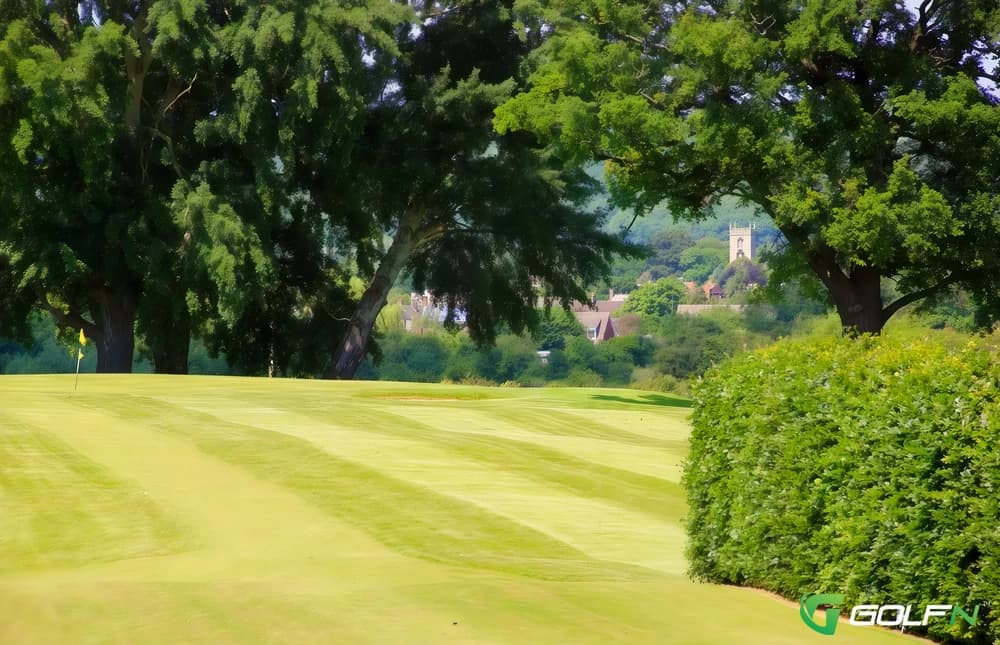 Welford On Avon Golf Course in Welford-on-Avon, England — public, 18-hole golf course, designed by Martin Hawtree (2004)