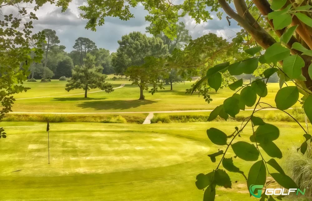 Wildcat Golf Course in Palestine, Texas — semi-private, 18-hole golf course