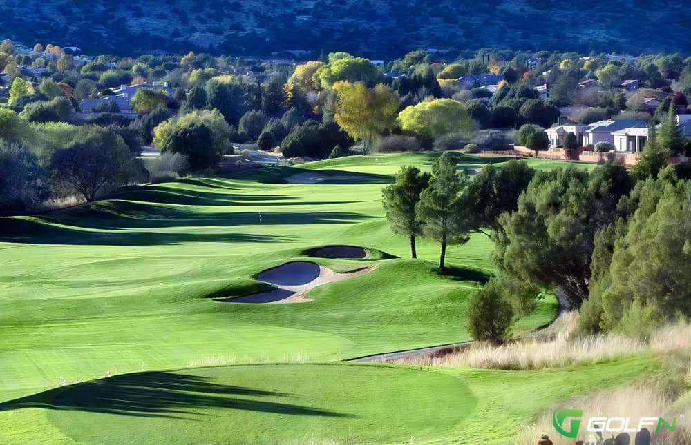 Sedona Golf Resort in Sedona, Arizona — resort, 18-hole golf course, designed by Gary Panks (1988)