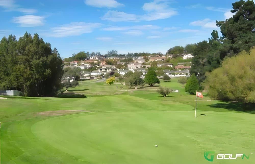 Highfield Golf Club in Timaru, Canterbury β public, 18-hole golf course