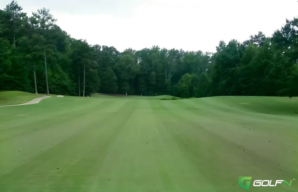 Wolf Creek Golf Course in Atlanta, Georgia — semi-private, 18-hole golf course, designed by Mike Young (2001)