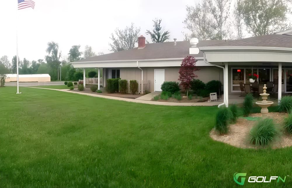 Greensburg Country Club in Greensburg, Indiana — semi-private, 18-hole golf course