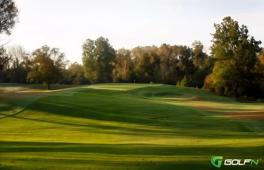 Lake James Golf Club in Angola, Indiana — public, 18-hole golf course, designed by Robert Beard
