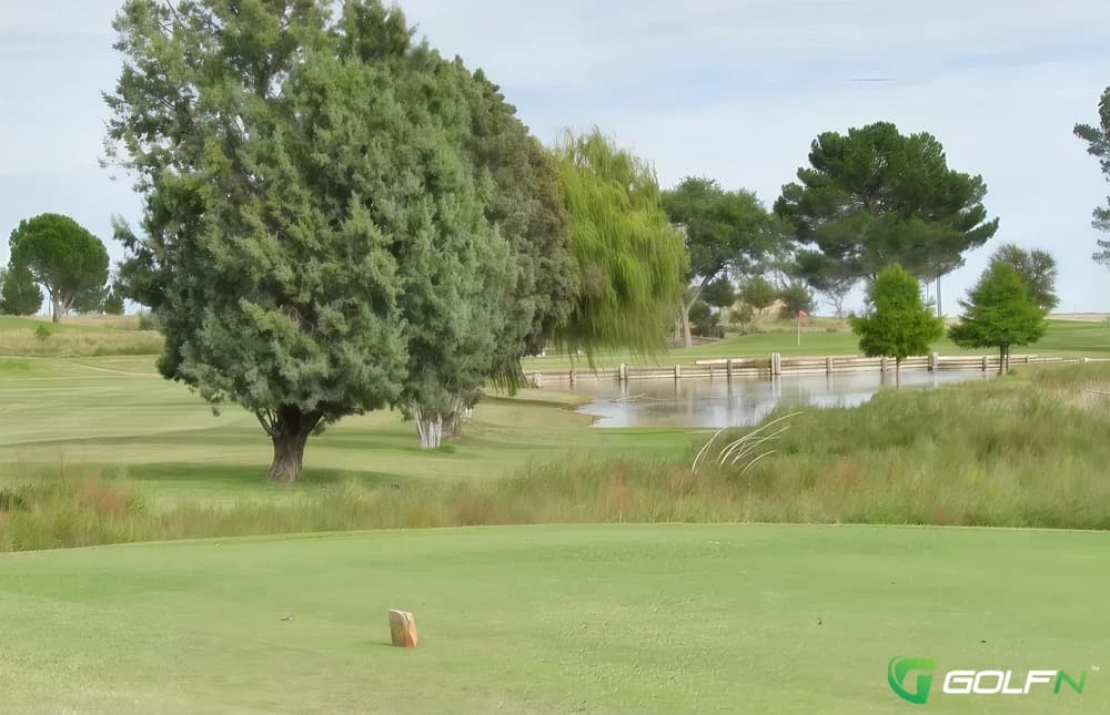 Yoakum County Golf Course in Denver City, Texas — public, 18-hole golf course, designed by Warren Cantrell