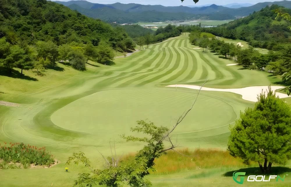 Autumn - Hwasun Country Club in Hwasun-gun, Jeonranamdo β public, 27-hole golf course