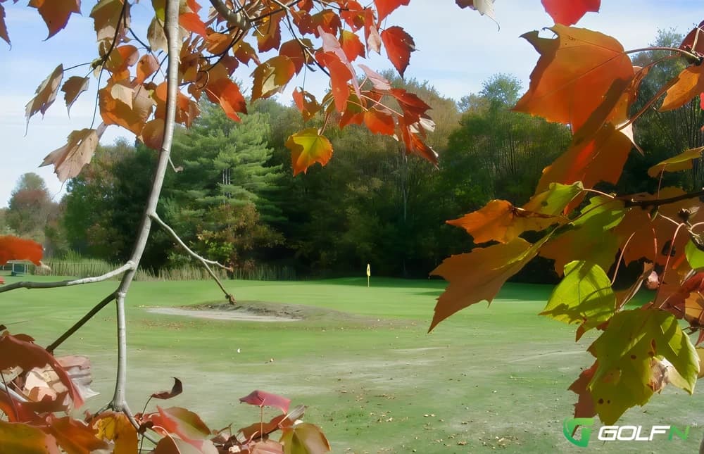 Sleepy Hollow Golf & Country Club in Charles Town, West Virginia — semi-private, 18-hole golf course