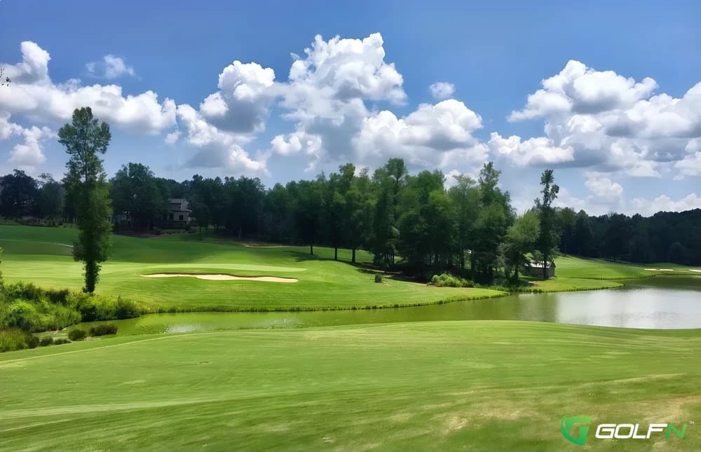 Chestatee Golf Club in Dawsonville, Georgia — semi-private, 18-hole golf course, designed by Denis Griffiths (1999)
