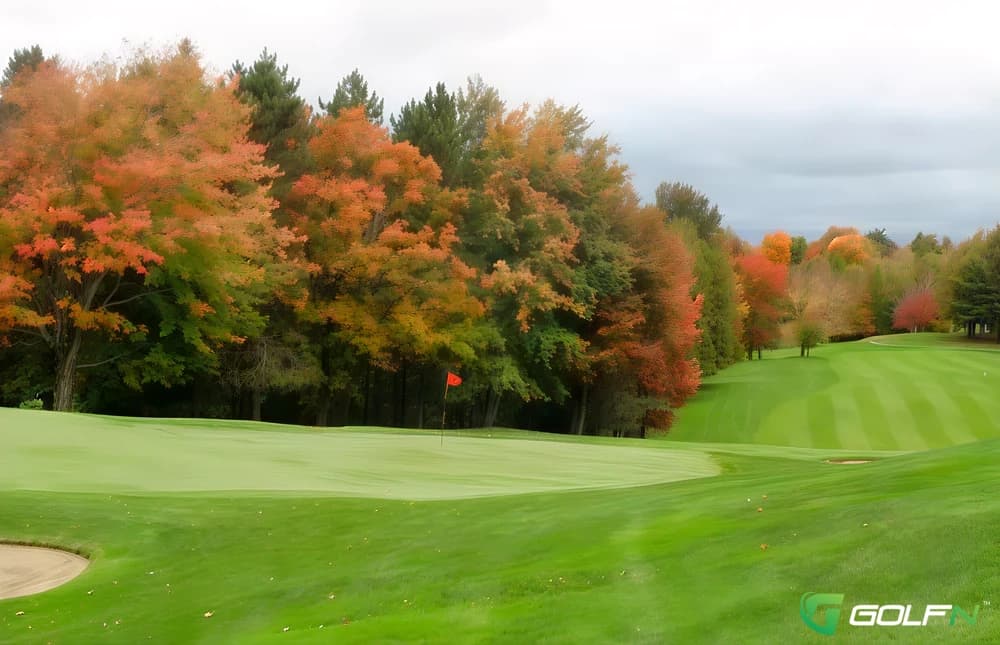 Knowlton Club De Golf in Knowlton, Quebec — private, 18-hole golf course, designed by Graham Cooke (2001)