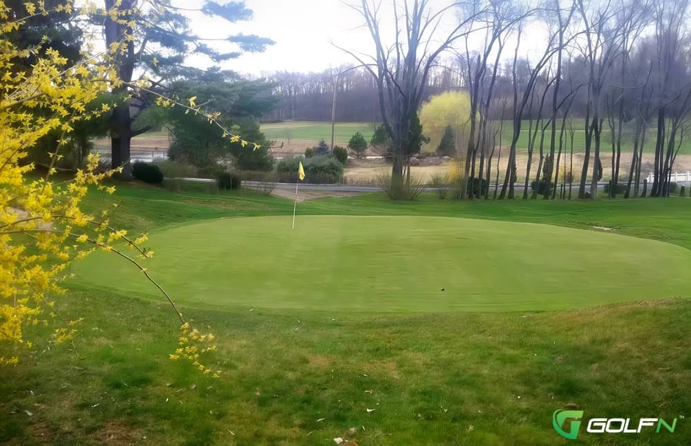 Turtle Creek Golf Course At Garden Cathay in Wallkill, New York — resort, 9-hole golf course