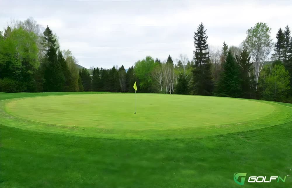 Club De Golf Transcontinental (Golf Pohenegamook) in Pohenegamook, Quebec — public, 9-hole golf course