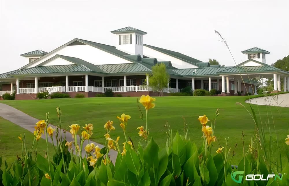 Jacksonville Country Club in Jacksonville, North Carolina — private, 18-hole golf course, designed by George Cobb (1954)