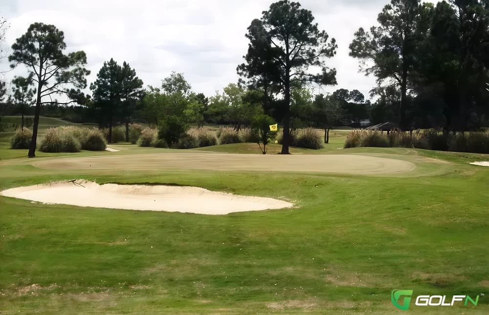 Brentwood Entertainment Complex in Beaumont, Texas — semi-private, 18-hole golf course, designed by Johnny Barlow (1980)