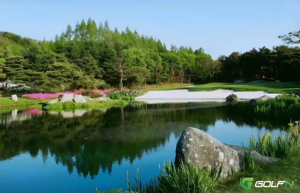 West / East-Blue Heron Country Club in Yeoju-gun, Gyeonggido — semi-private, 18-hole golf course, designed by David Rainville (1992)