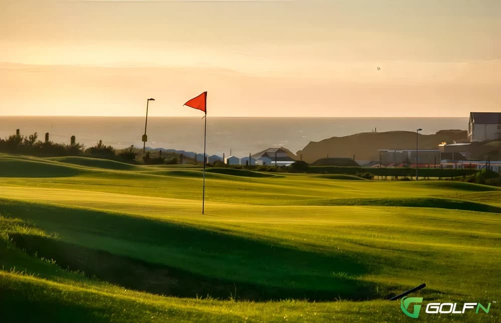 Bude And North Cornwall Golf Club in Bude, England — semi-private, 18-hole golf course, designed by Tom Dunn (1891)