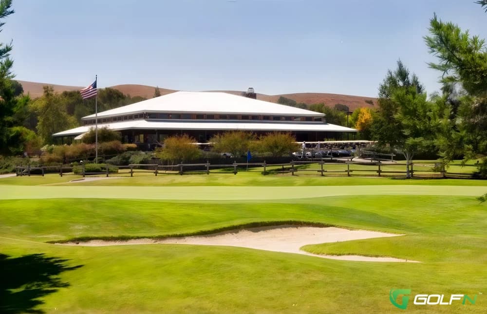 Short Hole #2 - Spring Valley Golf Course in Milpitas, California — public, 18-hole golf course, designed by Ray Anderson