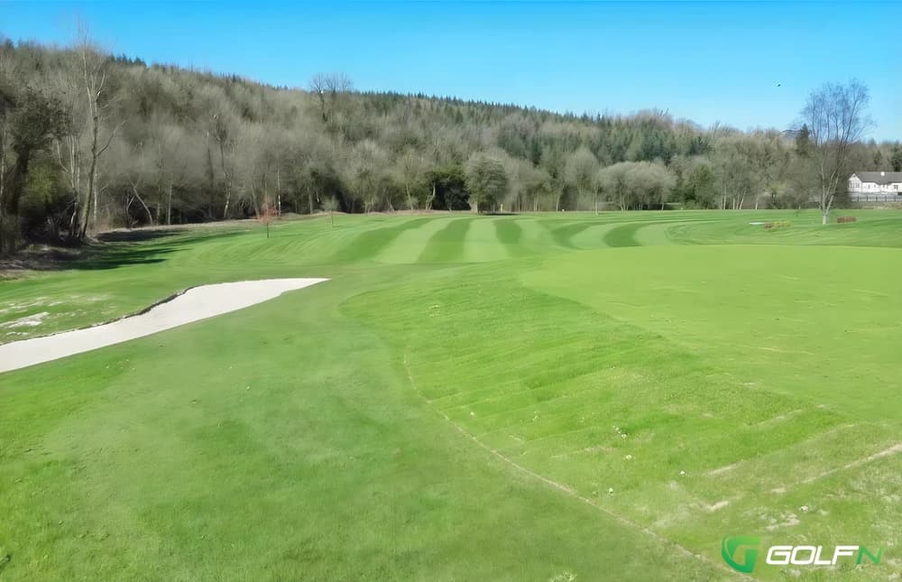 Ballinamore Golf Club in Ballinamore, Leitrim โ public, 27-hole golf course, designed by Arthur Spring (2004)