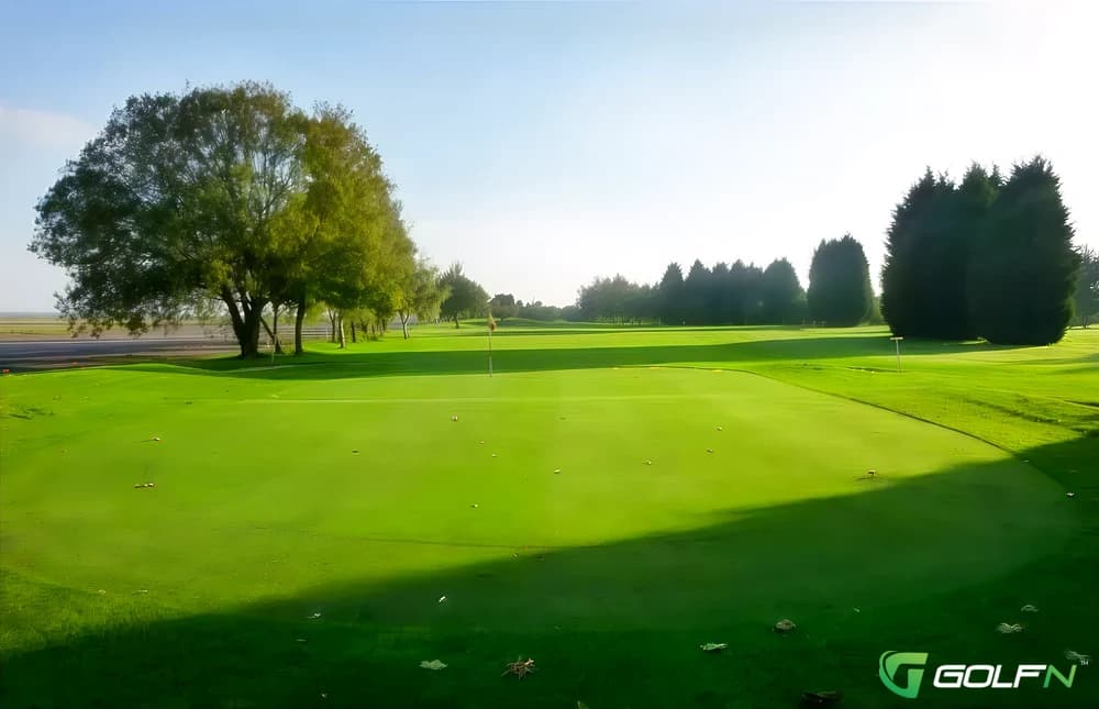 North Luffenham Golf Club in North Luffenham, England — semi-private, 18-hole golf course