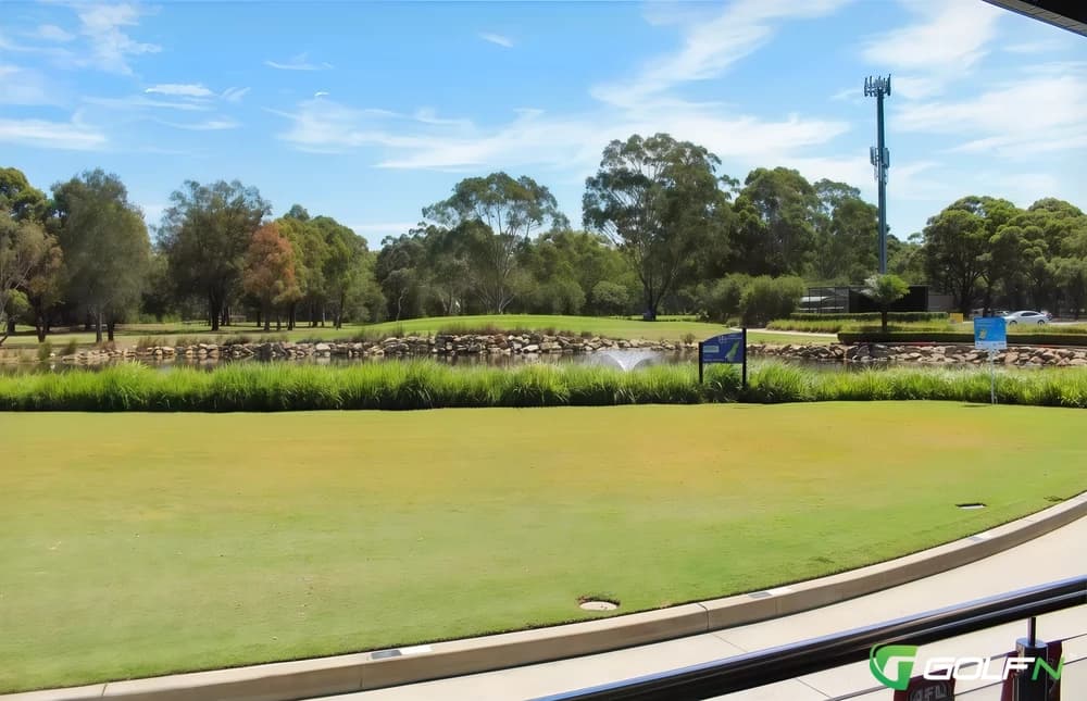 Rosnay Golf Club in Sydney, New South Wales β semi-private, 18-hole golf course